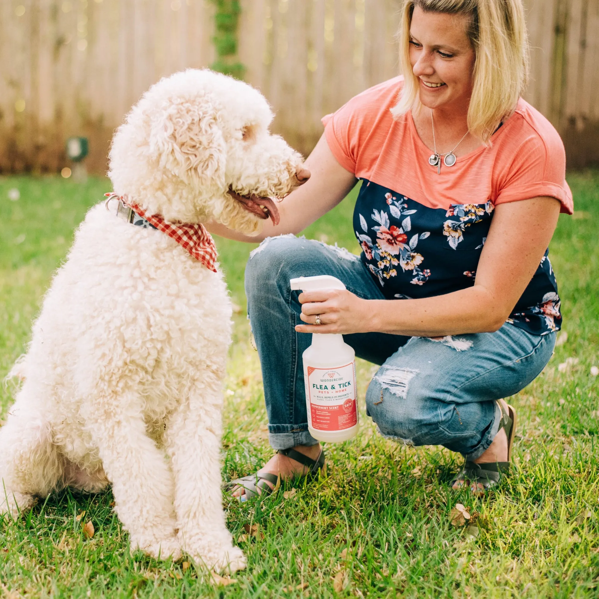 Flea & Tick Protection Bundle: Collar & Spray