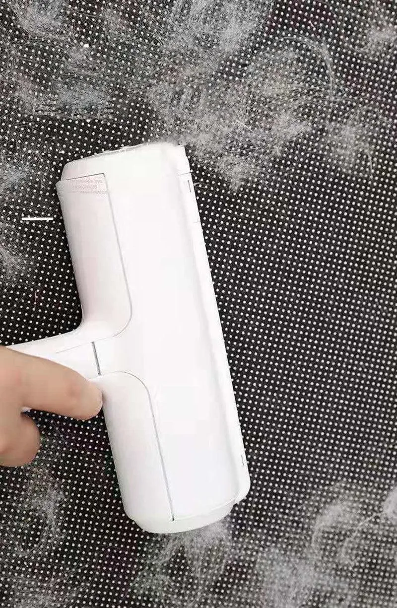 Furerase Pro: Effortless Pet Hair Removal Device by Dog Hugs Cat