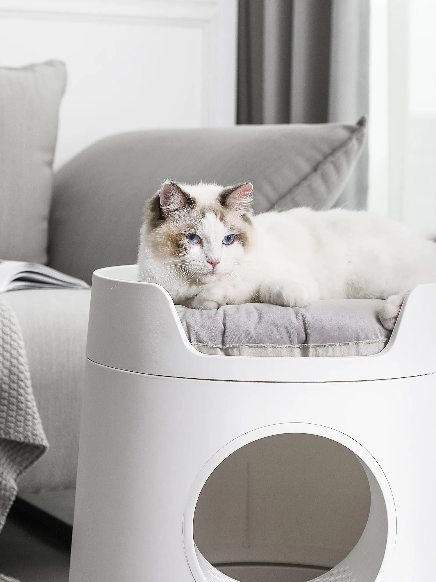 Michu Castle Cat Litter Box Round Cushion- Soft and Cozy