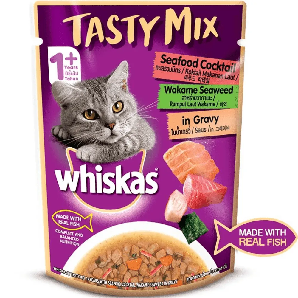Whiskas Chicken With Tuna And Carrot in Gravy and Seafood Cocktail With Wakame Seaweed in Gravy Adult Cat Wet Food Combo
